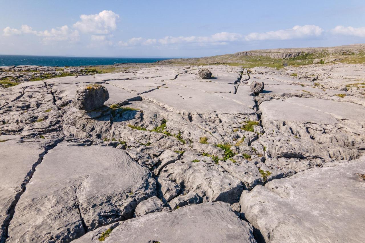 Into The Burren Hotell Murroogh Eksteriør bilde